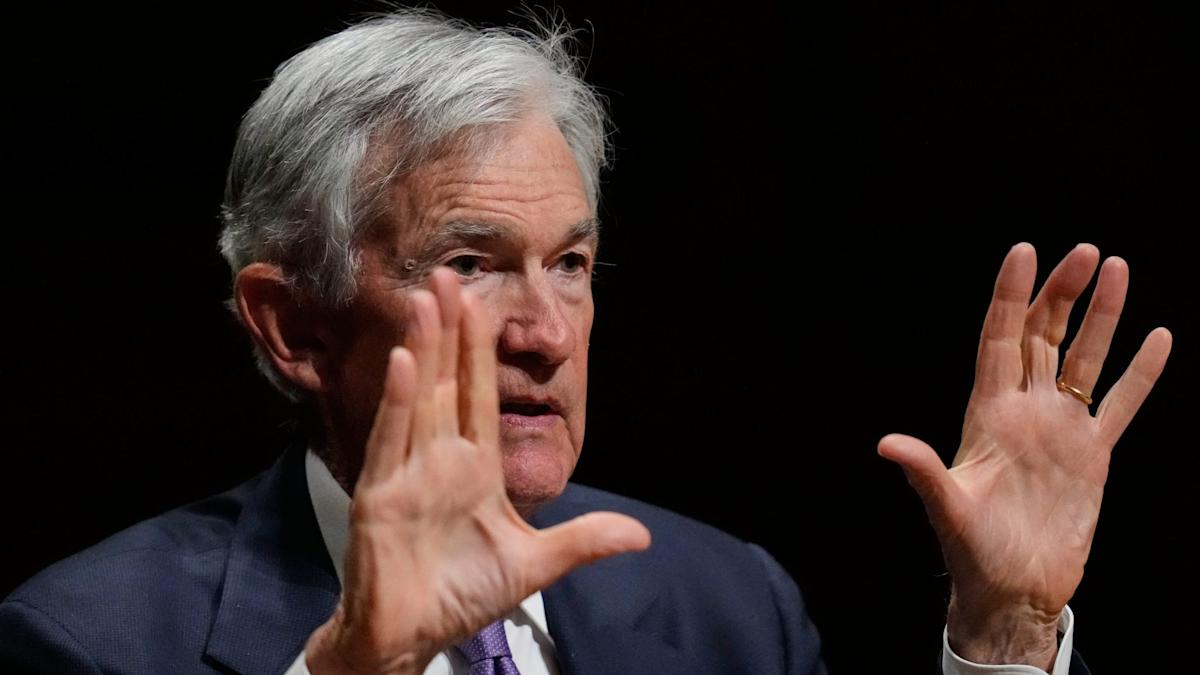 Jerome Powell says the $39 trillion national debt is "unsustainable," but warns the "debt" won't end well.